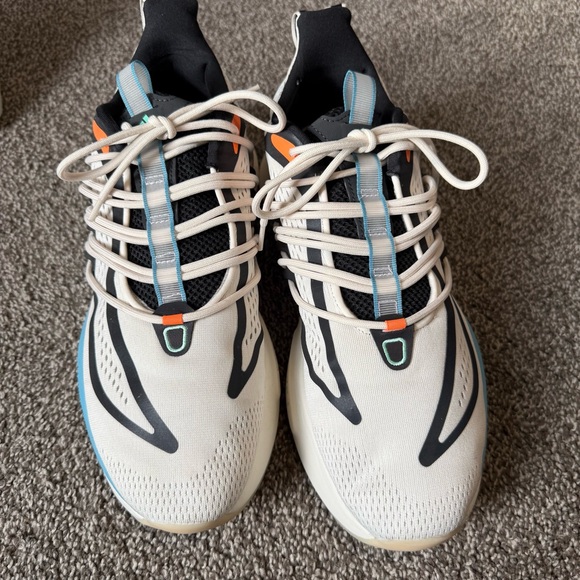 Adidas Alphaboost V1 - Picture 2 of 5